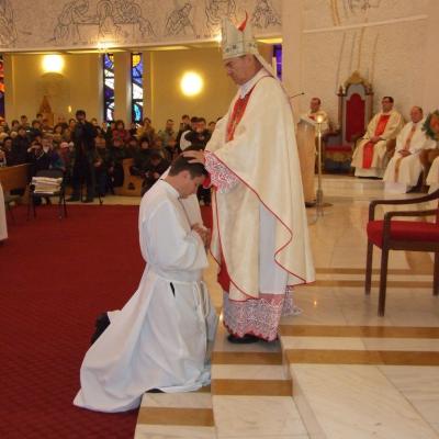 8 decembrie: Iaşi: Au fost sfinţiţi 14 diaconi