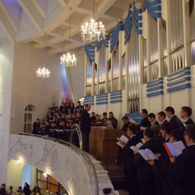 8 decembrie: Iaşi: Au fost sfinţiţi 14 diaconi