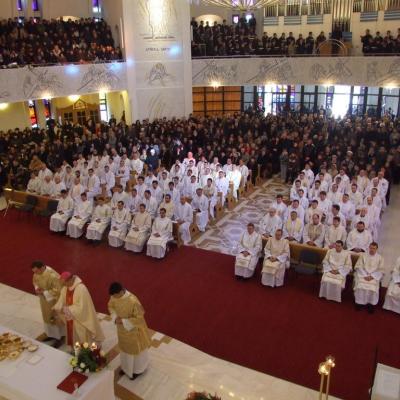 8 decembrie: Iaşi: Au fost sfinţiţi 14 diaconi