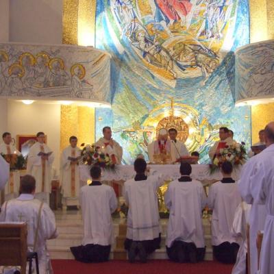 8 decembrie: Iaşi: Au fost sfinţiţi 14 diaconi