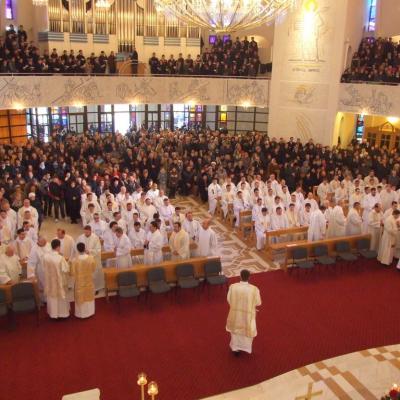 8 decembrie: Iaşi: Au fost sfinţiţi 14 diaconi