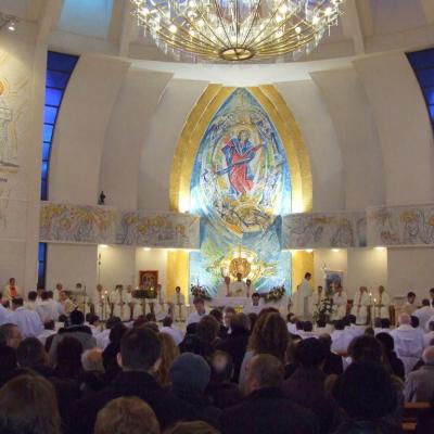 8 decembrie: Iaşi: Au fost sfinţiţi 14 diaconi