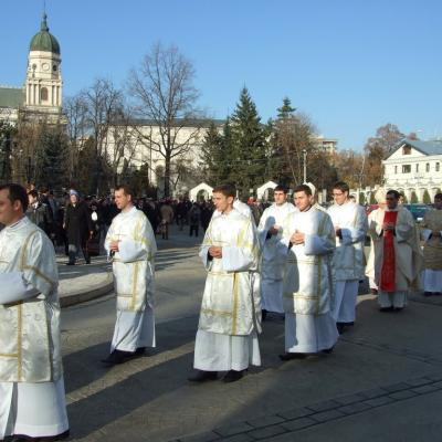 8 decembrie: Iaşi: Au fost sfinţiţi 14 diaconi