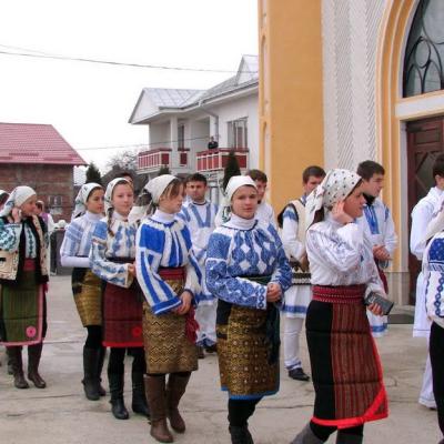 8-11 decembrie: Adjudeni: Misiuni populare şi vizita icoanei Maicii Domnului de la Cacica (I)