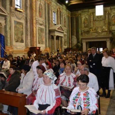 8 decembrie: Roma: Episcopi români prezenţi la comunitatea română