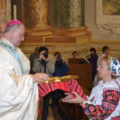 8 decembrie: Roma: Episcopi români prezenţi la comunitatea română