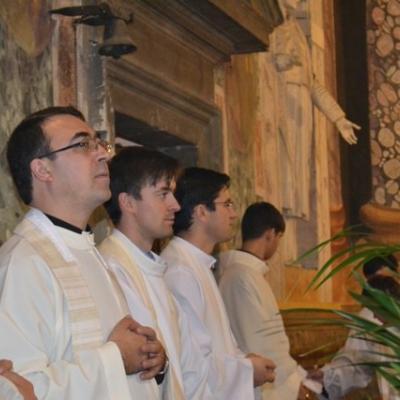 8 decembrie: Roma: Episcopi români prezenţi la comunitatea română