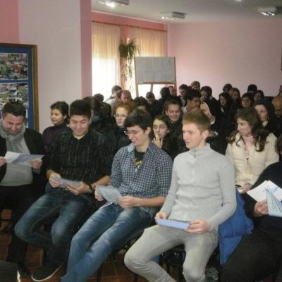 9 decembrie: Roman: Sămânţa voluntariatului