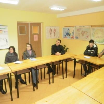 9 decembrie: Roman: Sămânţa voluntariatului