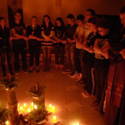 9-11 decembrie: Slănic-Moldova: Campus pentru tineri din Oneşti, Bacău şi Târgu Ocna