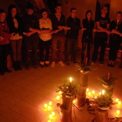 9-11 decembrie: Slănic-Moldova: Campus pentru tineri din Oneşti, Bacău şi Târgu Ocna