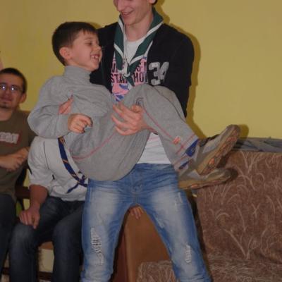 9-11 decembrie: Slănic-Moldova: Campus pentru tineri din Oneşti, Bacău şi Târgu Ocna
