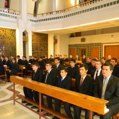 10 decembrie: Iaşi: Simpozion la 60 de ani de la martiriul episcopului Anton Durcovici