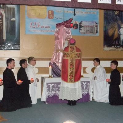 10 decembrie: Iaşi: Simpozion la 60 de ani de la martiriul episcopului Anton Durcovici