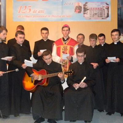 10 decembrie: Iaşi: Simpozion la 60 de ani de la martiriul episcopului Anton Durcovici
