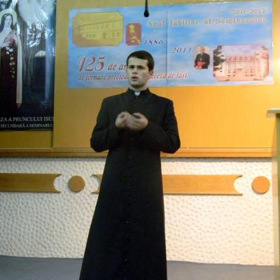 10 decembrie: Iaşi: Simpozion la 60 de ani de la martiriul episcopului Anton Durcovici