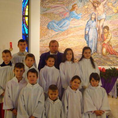 11 decembrie: Baraţi: Un nou mandat pentru ministranţi