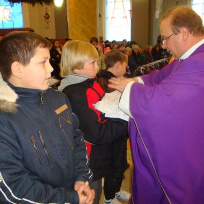 11 decembrie: Baraţi: Un nou mandat pentru ministranţi