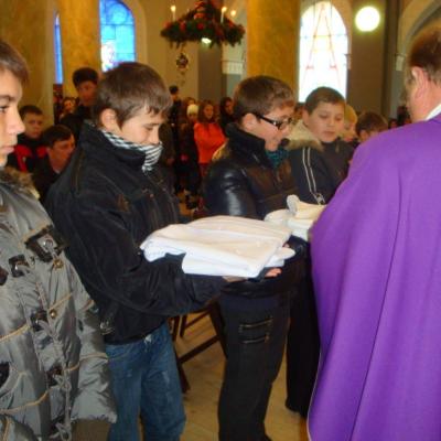 11 decembrie: Baraţi: Un nou mandat pentru ministranţi