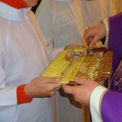 11 decembrie: Baraţi: Un nou mandat pentru ministranţi