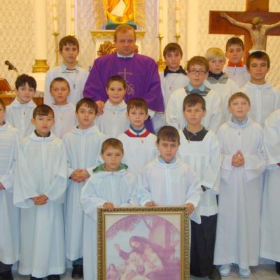 11 decembrie: Baraţi: Un nou mandat pentru ministranţi