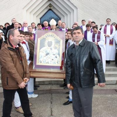 15-18 decembrie: Gherăeşti: A venit Maica Domnului de la Cacica