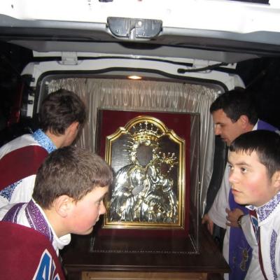 15-18 decembrie: Gherăeşti: A venit Maica Domnului de la Cacica