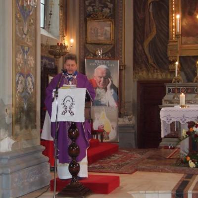 17 decembrie: Iaşi: Ceremonia distribuirii Luminii păcii de la Betleem