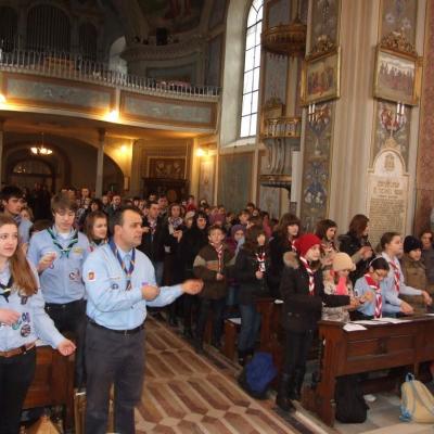 17 decembrie: Iaşi: Ceremonia distribuirii Luminii păcii de la Betleem