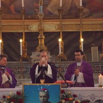 17 decembrie: Iaşi: Ceremonia distribuirii Luminii păcii de la Betleem