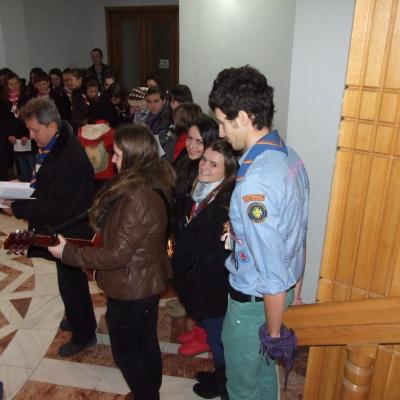 17 decembrie: Iaşi: Ceremonia distribuirii Luminii păcii de la Betleem