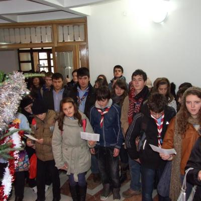 17 decembrie: Iaşi: Ceremonia distribuirii Luminii păcii de la Betleem