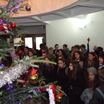 17 decembrie: Iaşi: Ceremonia distribuirii Luminii păcii de la Betleem