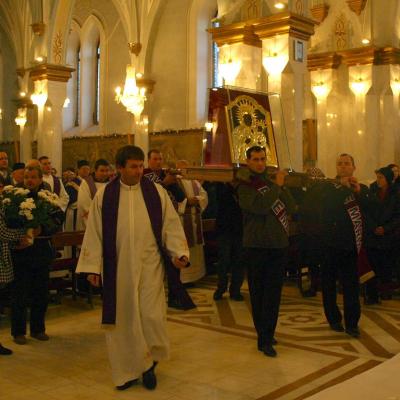18-21 decembrie: Oituz: Peregrinatio Mariae şi misiuni populare