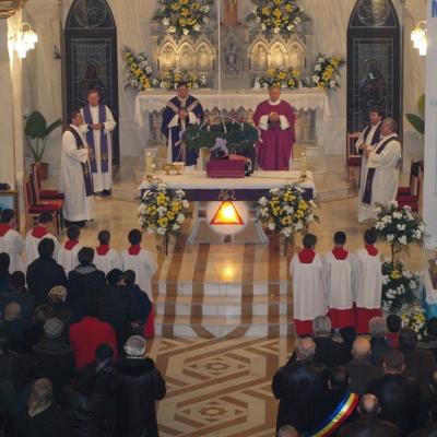 18-21 decembrie: Oituz: Peregrinatio Mariae şi misiuni populare