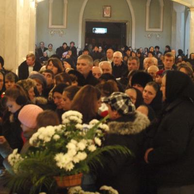 18-21 decembrie: Oituz: Peregrinatio Mariae şi misiuni populare