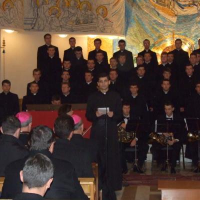 18 decembrie: Iaşi: Concert de colinde al corului ITRC în catedrala "Sfânta Fecioară Maria, Regină"
