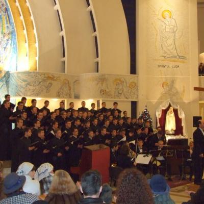 18 decembrie: Iaşi: Concert de colinde al corului ITRC în catedrala "Sfânta Fecioară Maria, Regină"