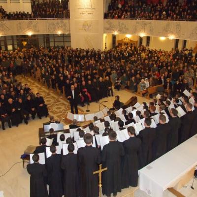 18 decembrie: Iaşi: Concert de colinde al corului ITRC în catedrala "Sfânta Fecioară Maria, Regină"