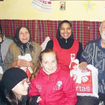 21 decembrie: Oţeleni: Dumnezeu e cu noi şi ne iubeşte