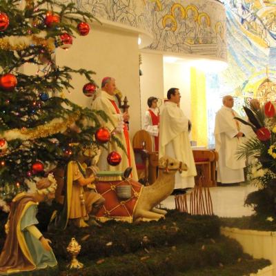 25 decembrie: Iaşi: Sărbătoarea Crăciunului în catedrală