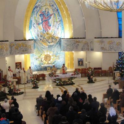 25 decembrie: Iaşi: Sărbătoarea Crăciunului în catedrală
