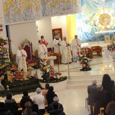 25 decembrie: Iaşi: Sărbătoarea Crăciunului în catedrală
