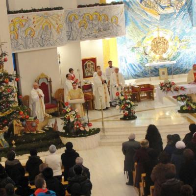 25 decembrie: Iaşi: Sărbătoarea Crăciunului în catedrală