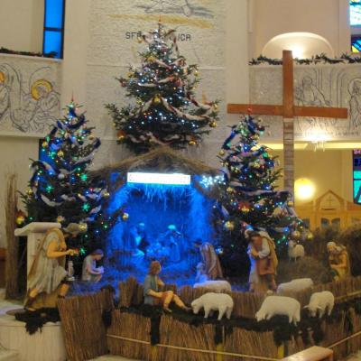 25 decembrie: Iaşi: Sărbătoarea Crăciunului în catedrală