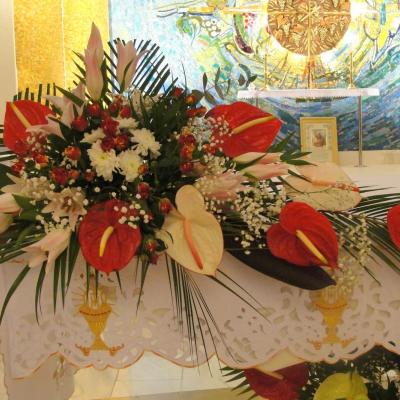 25 decembrie: Iaşi: Sărbătoarea Crăciunului în catedrală