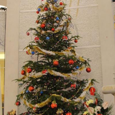 25 decembrie: Iaşi: Sărbătoarea Crăciunului în catedrală