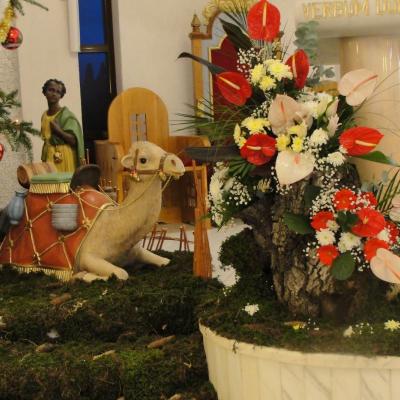 25 decembrie: Iaşi: Sărbătoarea Crăciunului în catedrală