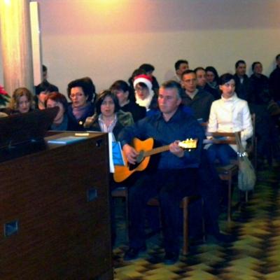 25 decembrie: Pordenone (Italia): Crăciunul în comunitatea română