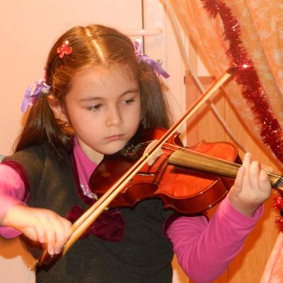27 decembrie: Iaşi ("Sfânta Tereza"): Concursul pentru copii "Vocea Parohiei"